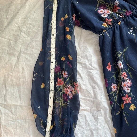 Navy Blue Floral Dress - Picture 4 of 6